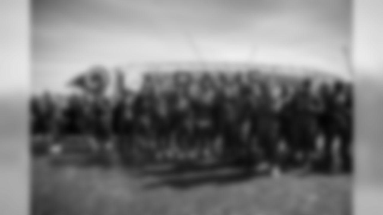 HU3_3843