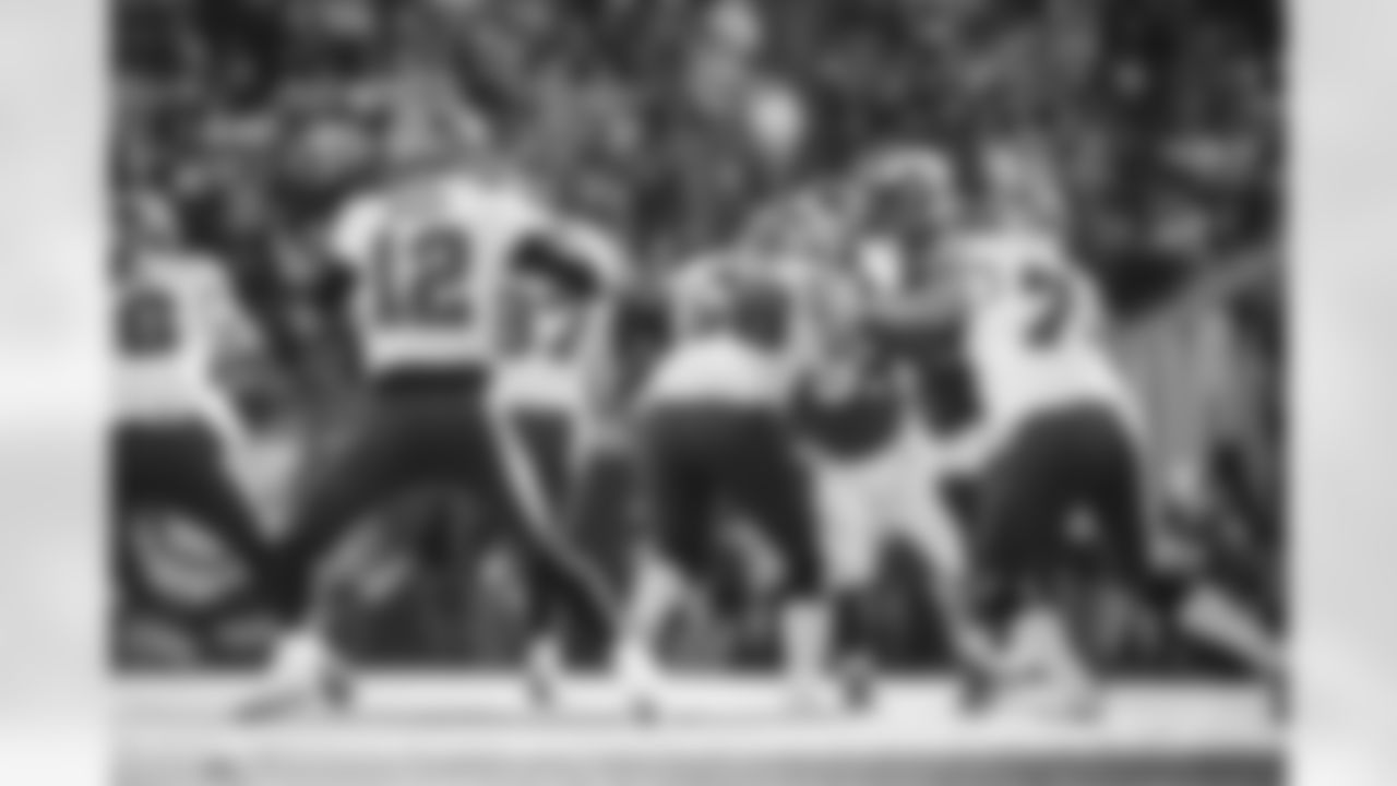 The Los Angeles Rams take on the Tampa Bay Buccaneers in the Divisional round of the 2021 NFL Playoffs.