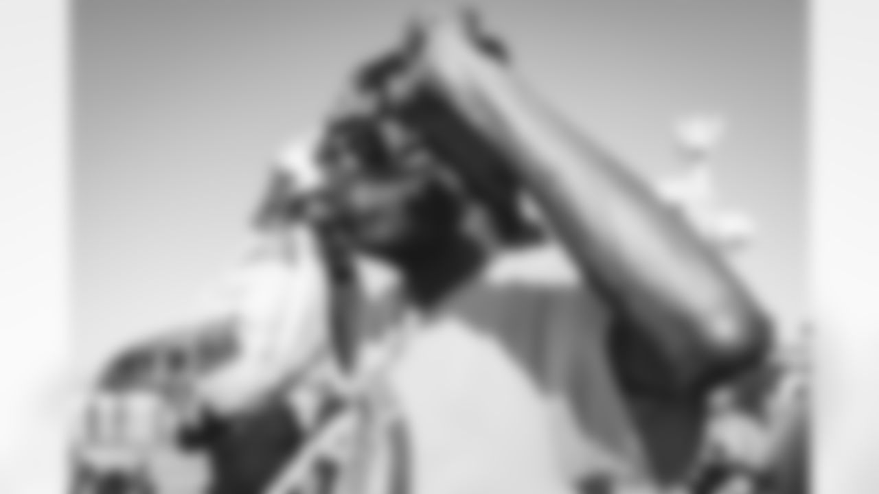 E_BI5I3052