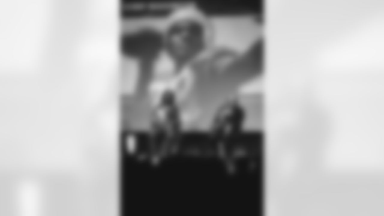 E_TOW30498