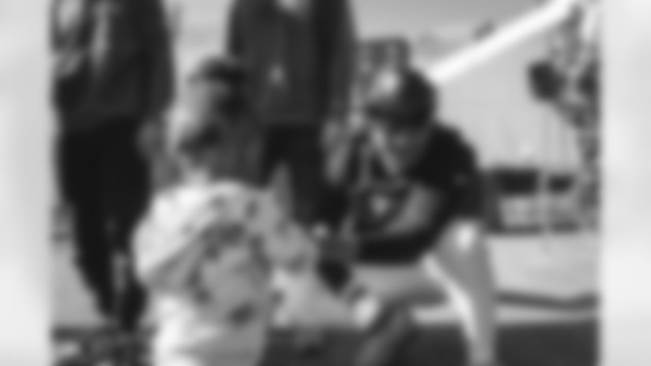E_HUT30243