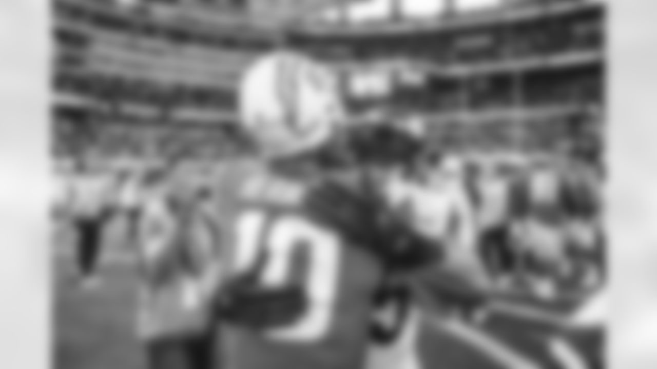 The Los Angeles Rams take on the Los Angeles Chargers during Week 17 of the 2022 NFL regular season