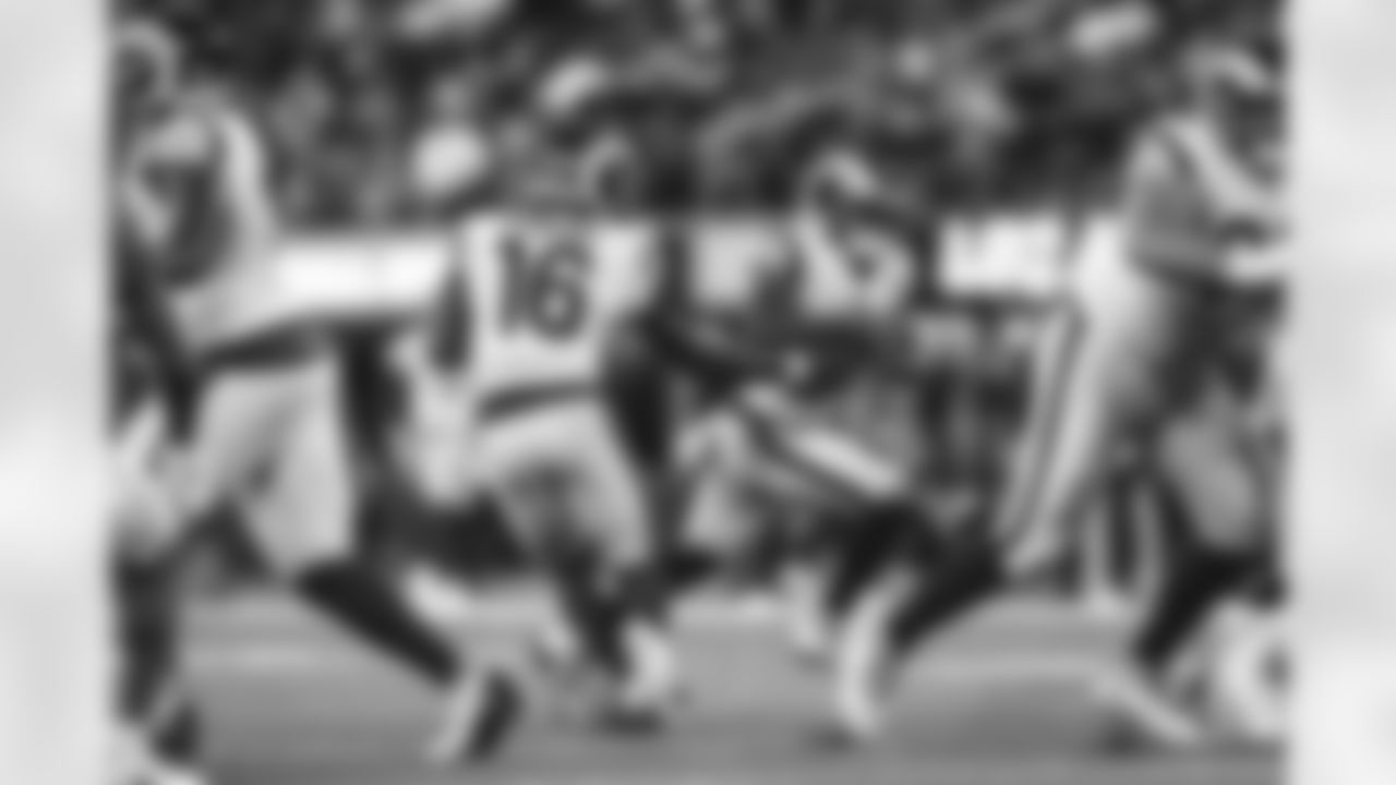 The Los Angeles Rams take on the Los Angeles Chargers in Week 1 of the 2022 NFL Preseason.