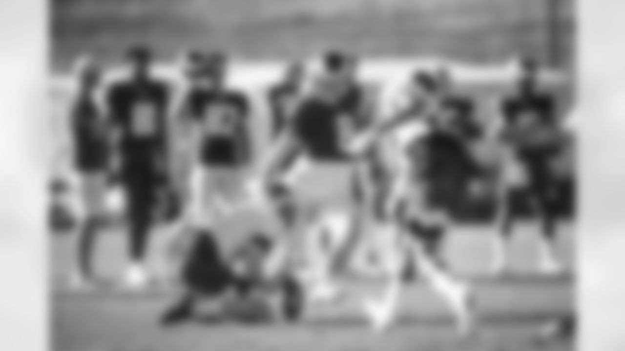 The Los Angeles Rams hit the practice field to prepare for the Week 4 matchup against the Arizona Cardinals.