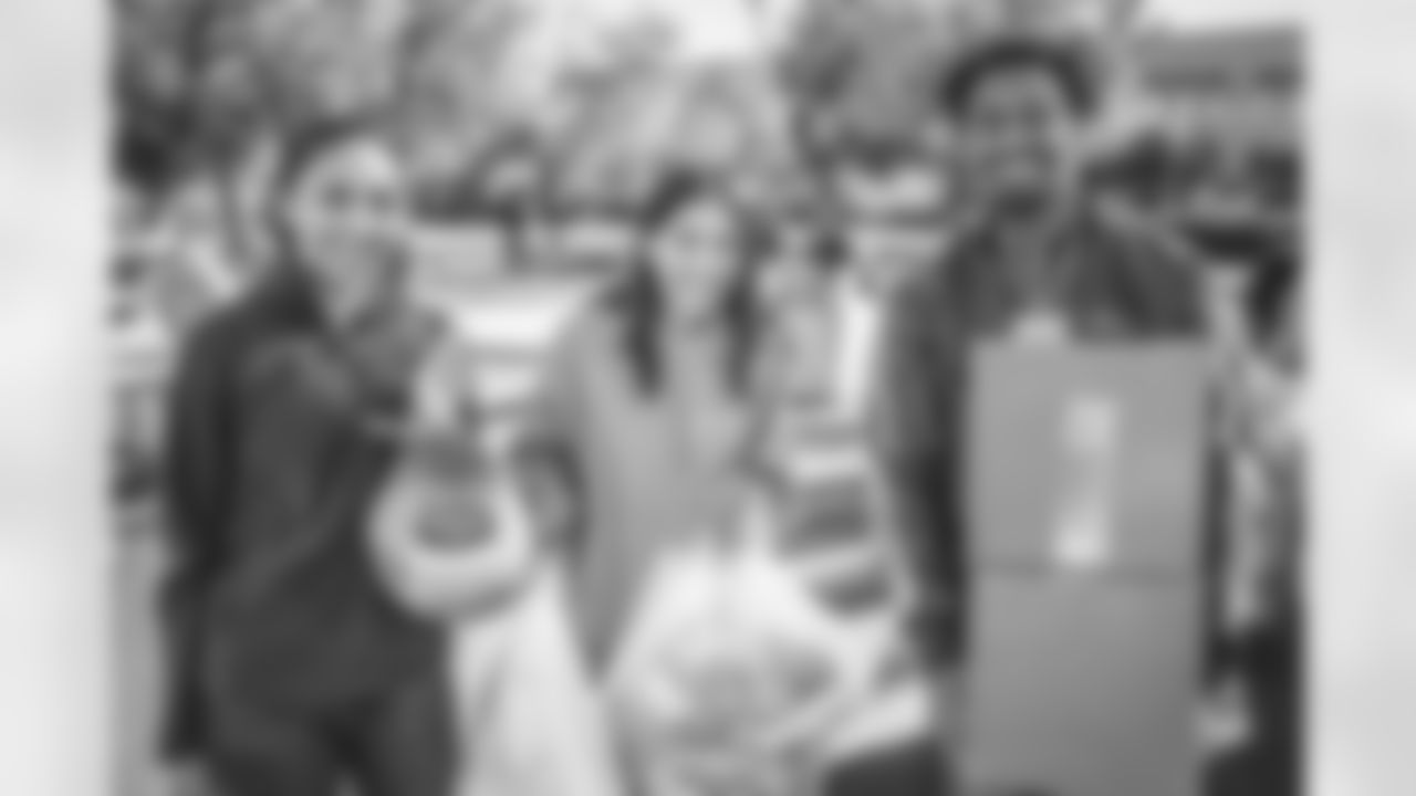 E_221122_TUTUATWELL_LBCC_9921