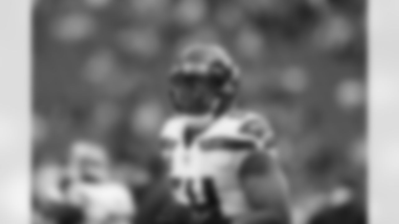 Seattle Seahawks linebacker Bobby Wagner (58) during an NFL football game against the Houston Texans, Sunday, Dec. 12, 2021, in Houston. (AP Photo/Matt Patterson)