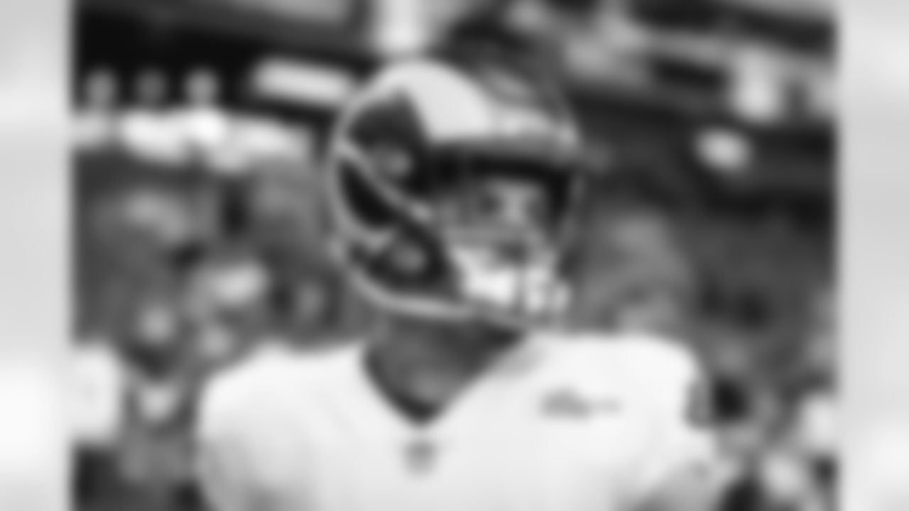 The Los Angeles Rams take on the Minnesota Vikings in Week 16 of the 2021 regular season.