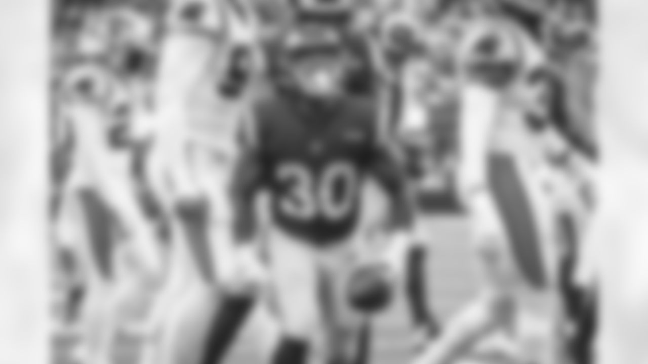 The Los Angeles Rams take on the Carolina Panthers during Week 6 of the 2022 NFL regular season.