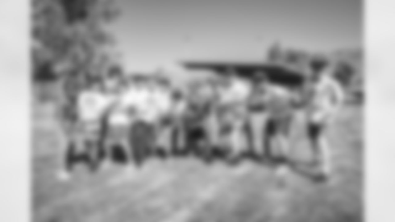 E_HUT33880 (1)