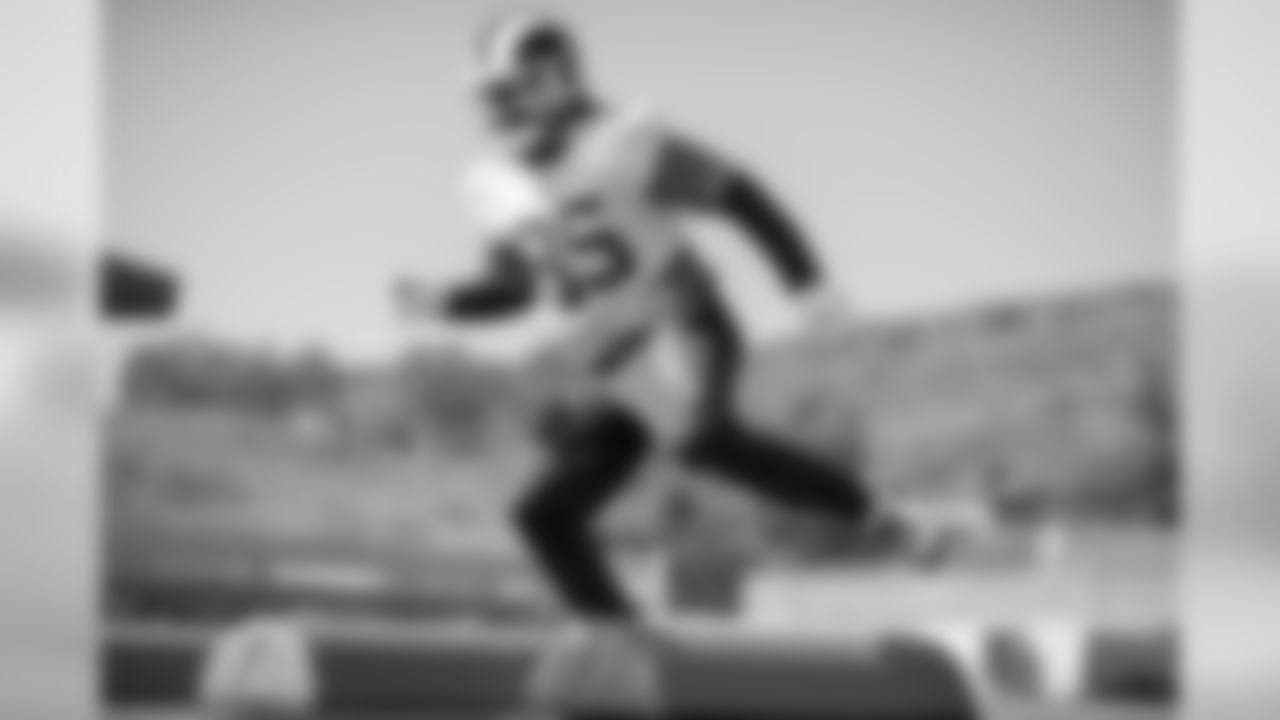 Linebacker (95) Jachai Polite of the Los Angeles Rams practices, Wednesday, October 9, 2019, in Thousand Oaks, CA. (Jeff Lewis/Rams)