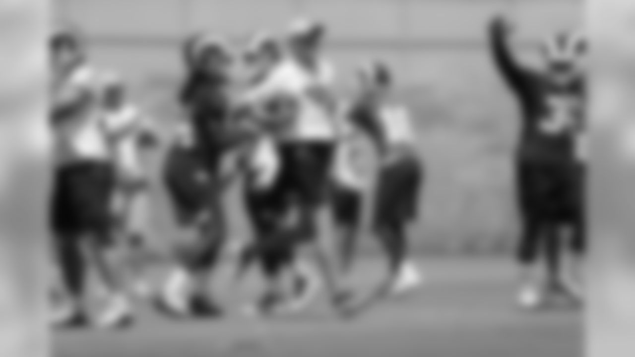 JL8_0095