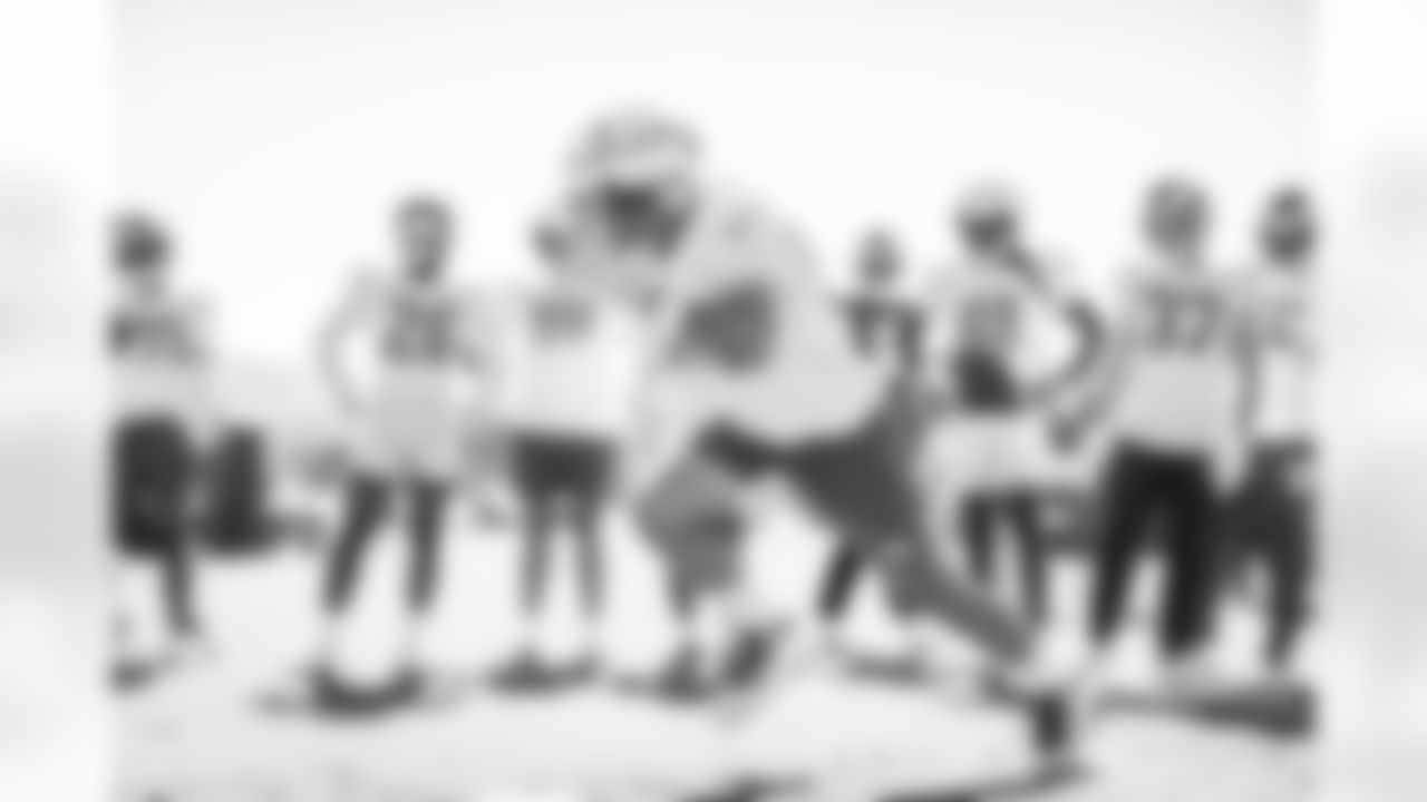 The Los Angeles Rams hit the practice field in preperation of the Week 8 matchup against the Houston Texans.