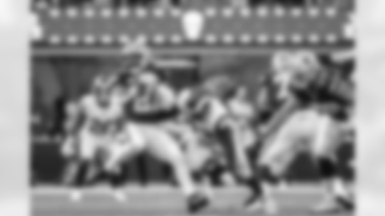 The Los Angeles Rams take on the Dallas Cowboys during Week 5 of the 2022 NFL regular season.