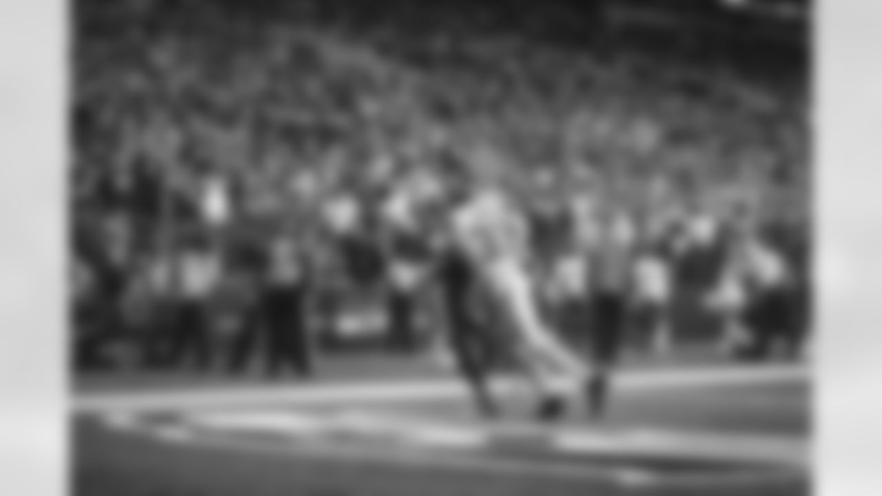 The Los Angeles Rams take on the Seattle Seahawks on Thursday Night Football during Week 5 of the 2021 season.