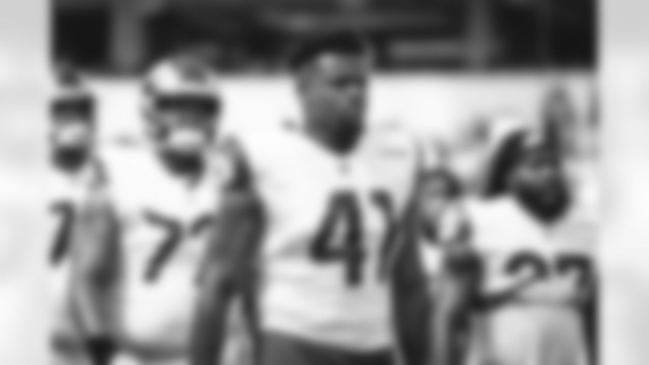 The Los Angeles Rams take on the Dallas Cowboys during Week 5 of the 2022 NFL regular season.