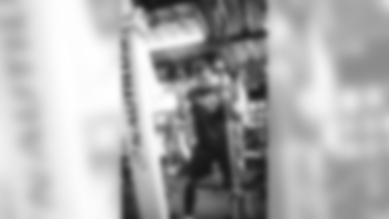 E_SNY_0529