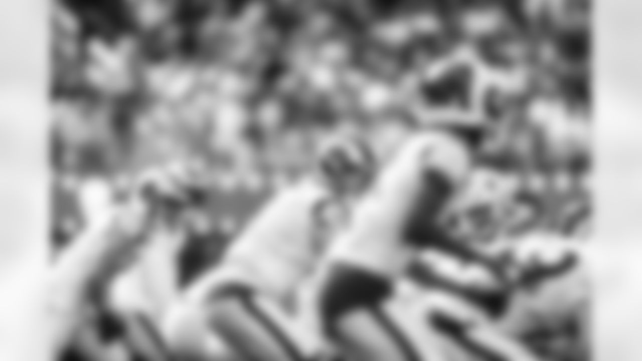 The Los Angeles Rams take on the Dallas Cowboys during Week 5 of the 2022 NFL regular season.