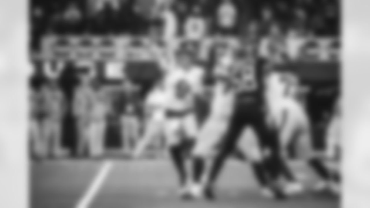 The Los Angeles Rams took on the Tennessee Titans in Week 9 of the 2021 season.