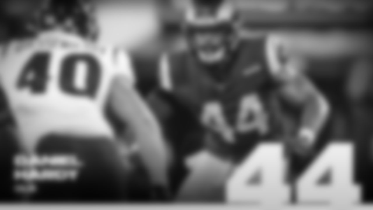 roster gallery 16x9-28