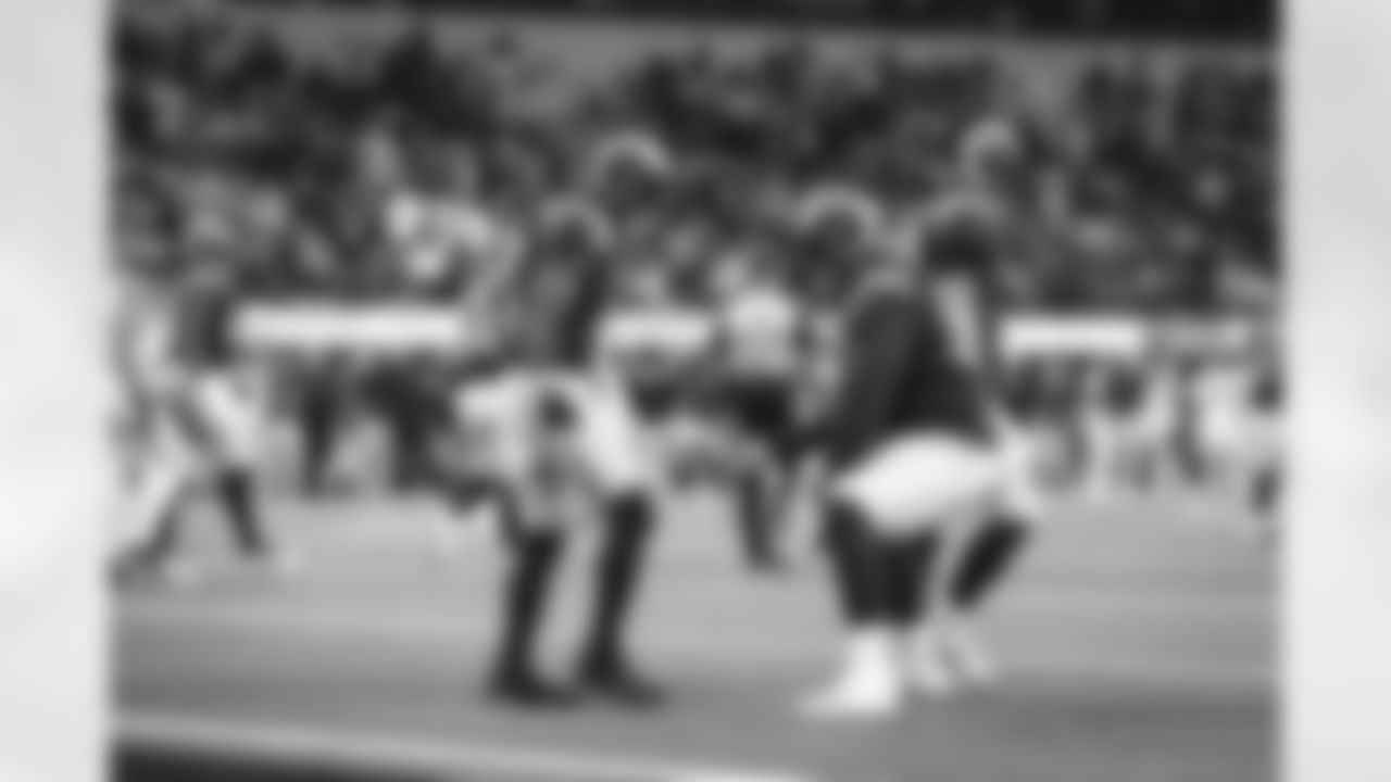 The Los Angeles Rams take on the Seattle Seahawks during Week 13 of the 2022 NFL regular season.