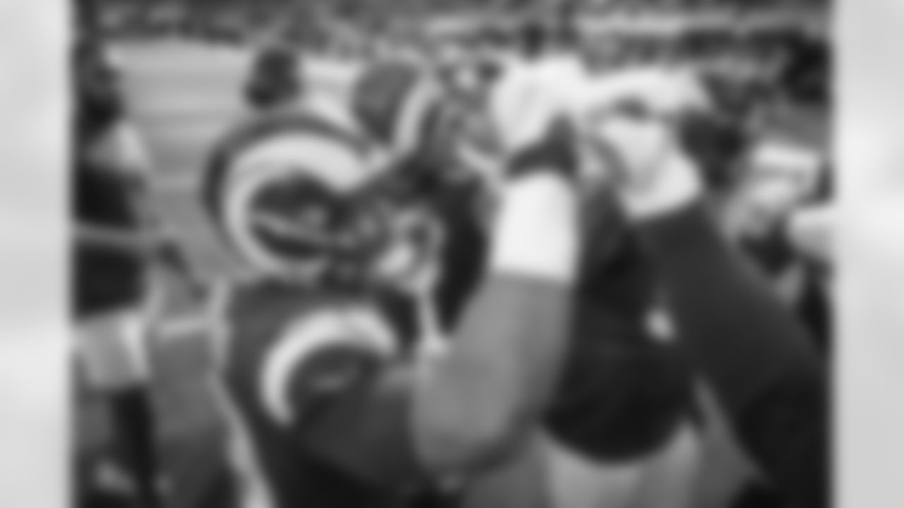 The Los Angeles Rams take on the San Francisco 49ers in Week 18 of the 2021 regular season.