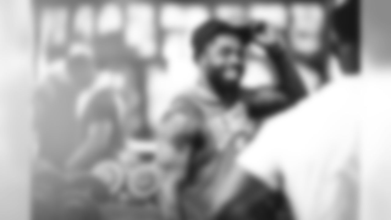 E_SNY_0309