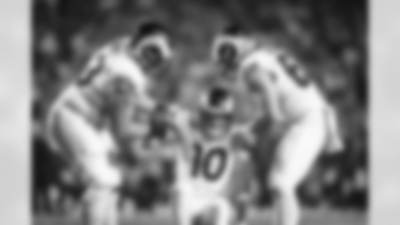 The Los Angeles Rams take on the Arizona Cardinals during Week 14 of the 2021 regular season.