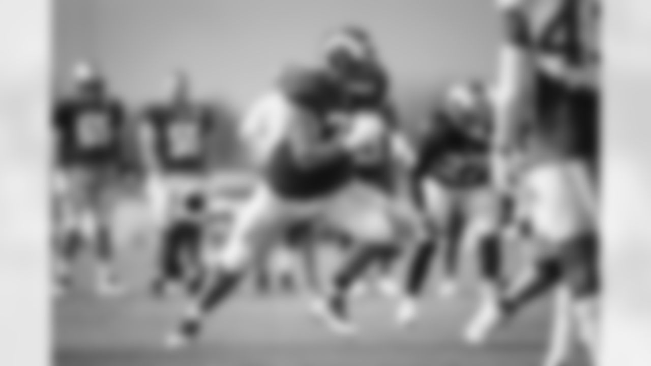 EE_SNY_1468