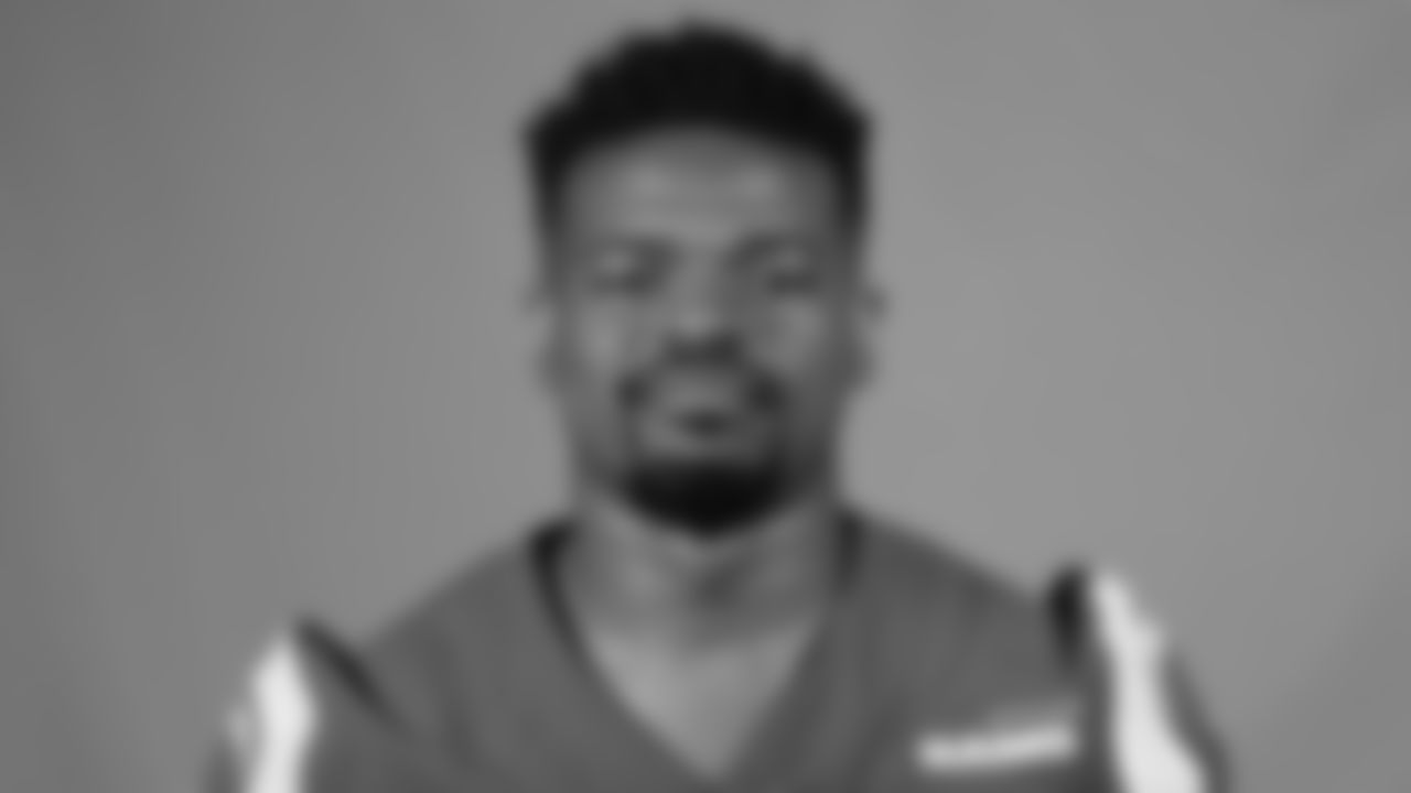 2022-brown-malcom-headshot