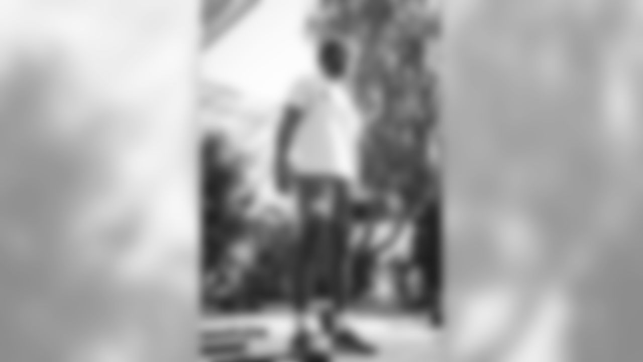 E_SNY_0923