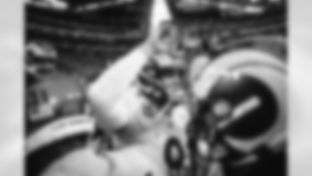 The Los Angeles Rams take on the Minnesota Vikings in Week 16 of the 2021 regular season.