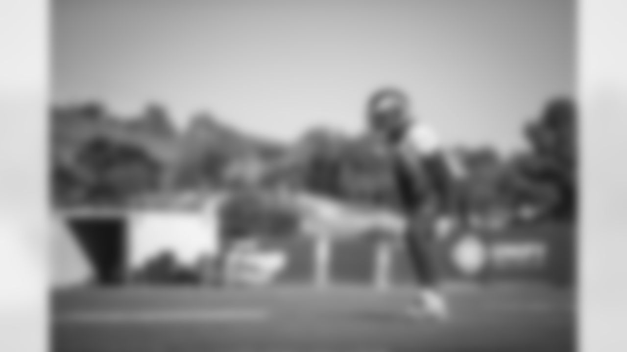 The Los Angeles Rams hit the practice field in preperation of the Week 8 matchup against the Houston Texans.