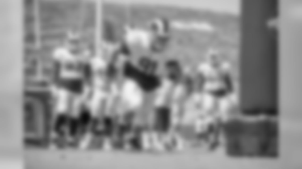 SOCIAL_Practice_JL_035