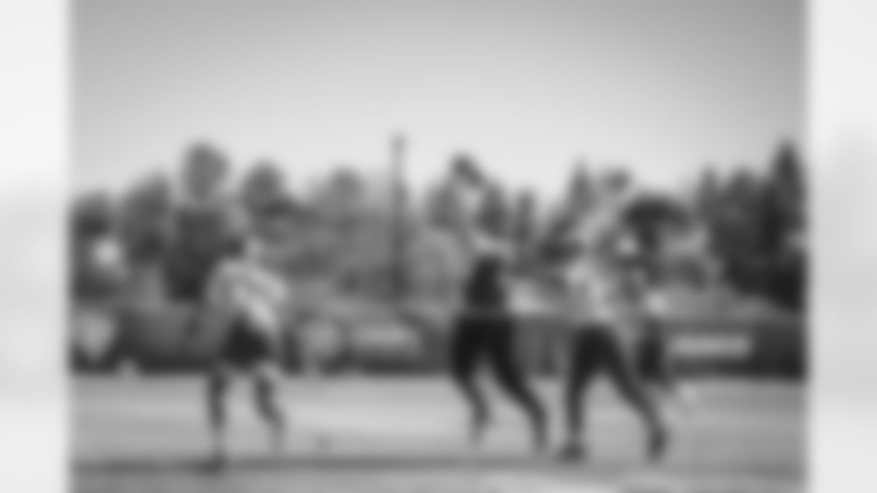 E_TOW08159