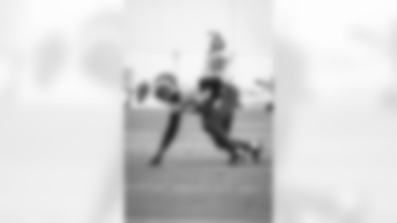 E_TOW20703