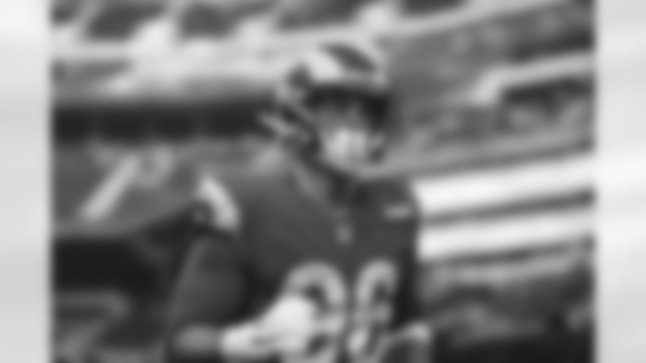 E_TOW_0206