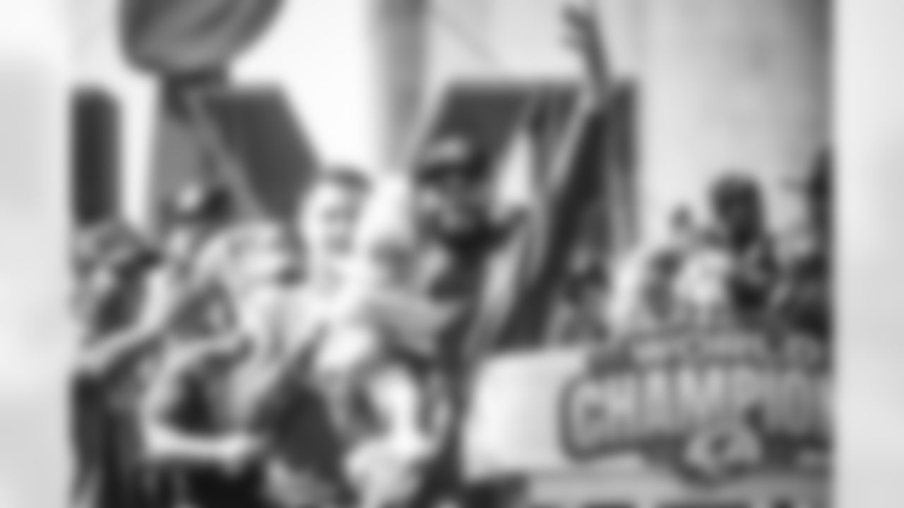 E_02162022_WorldChampsParade_WN_3944