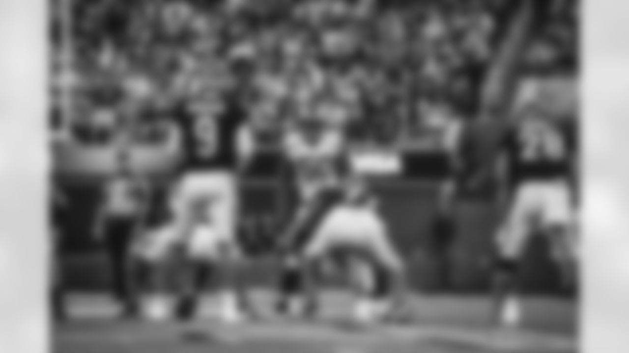 The Los Angeles Rams take on the Cincinnati Bengals in the Super Bowl of the 2021 NFL Playoffs.