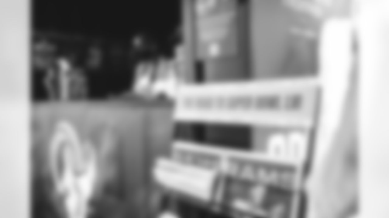 E_220121_PlayoffNewsStandPopUp_7933