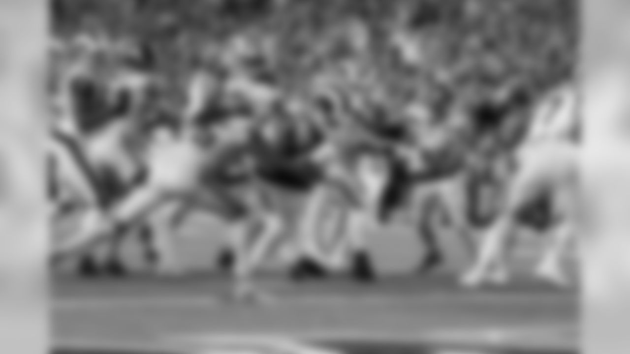 Running back (30) Todd Gurley II of the Los Angeles Rams scores a touchdown against the Seattle Seahawks during the Rams 29-30 loss to the Seattle Seahawks in an NFL Week 5 football game, Thursday, October 3, 2019, in Seattle, WA. (Will Navarro/Rams)