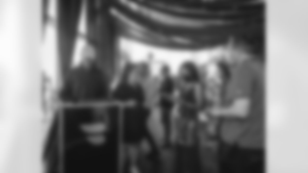 E_210210_Happy Hour_047