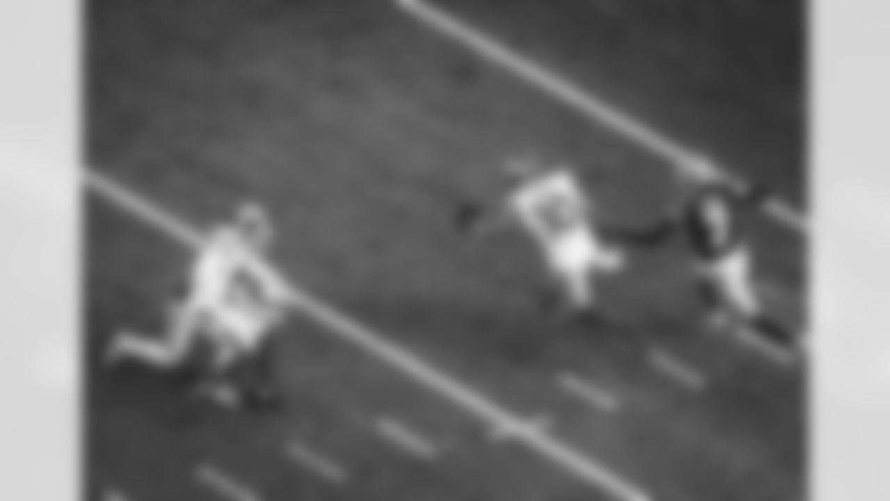 The Los Angeles Rams take on the Dallas Cowboys during Week 5 of the 2022 NFL regular season.