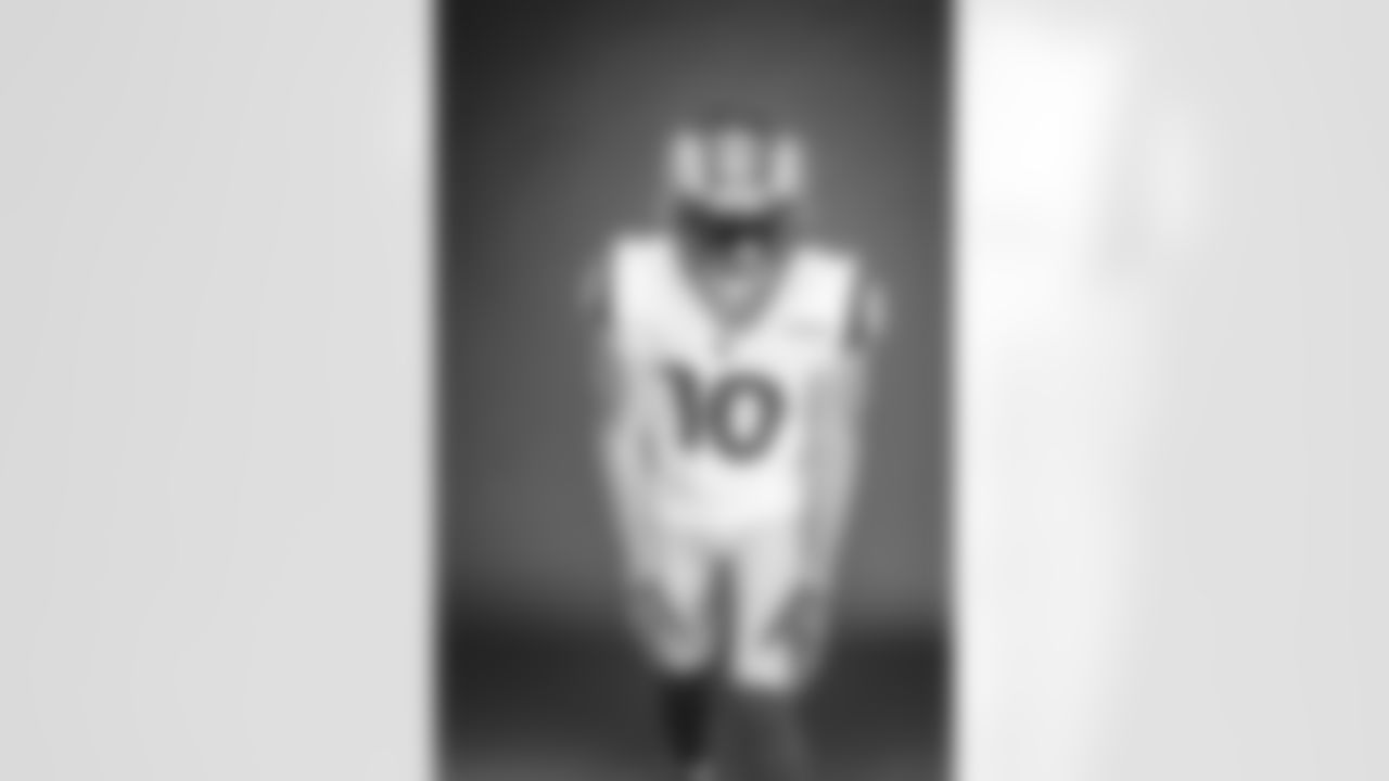 Cooper Kupp of the Los Angeles Rams poses in studio on a gray background, Wednesday, June 2, 2021, in Thousand Oaks, CA. (Jeff Lewis/LA Rams)
