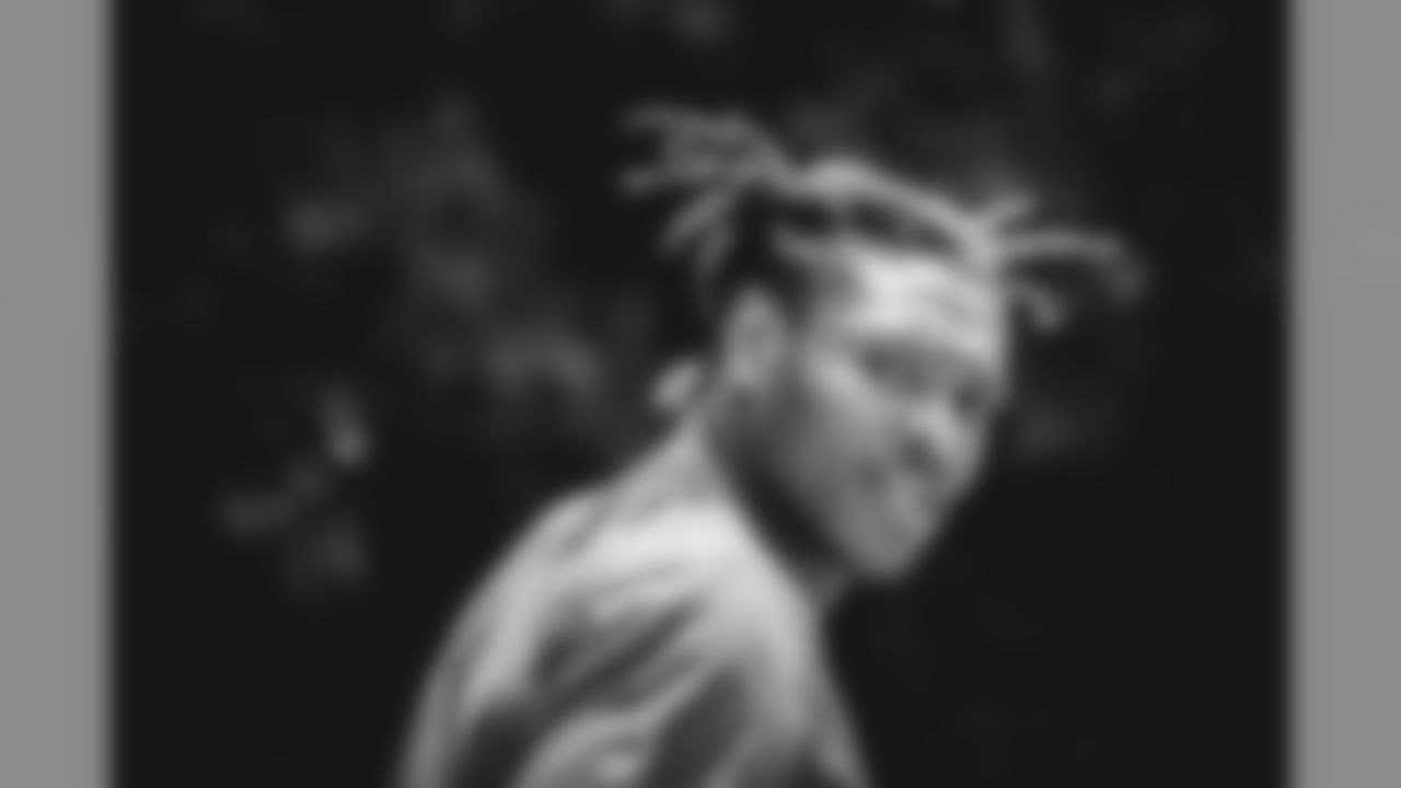E_SNY_0084
