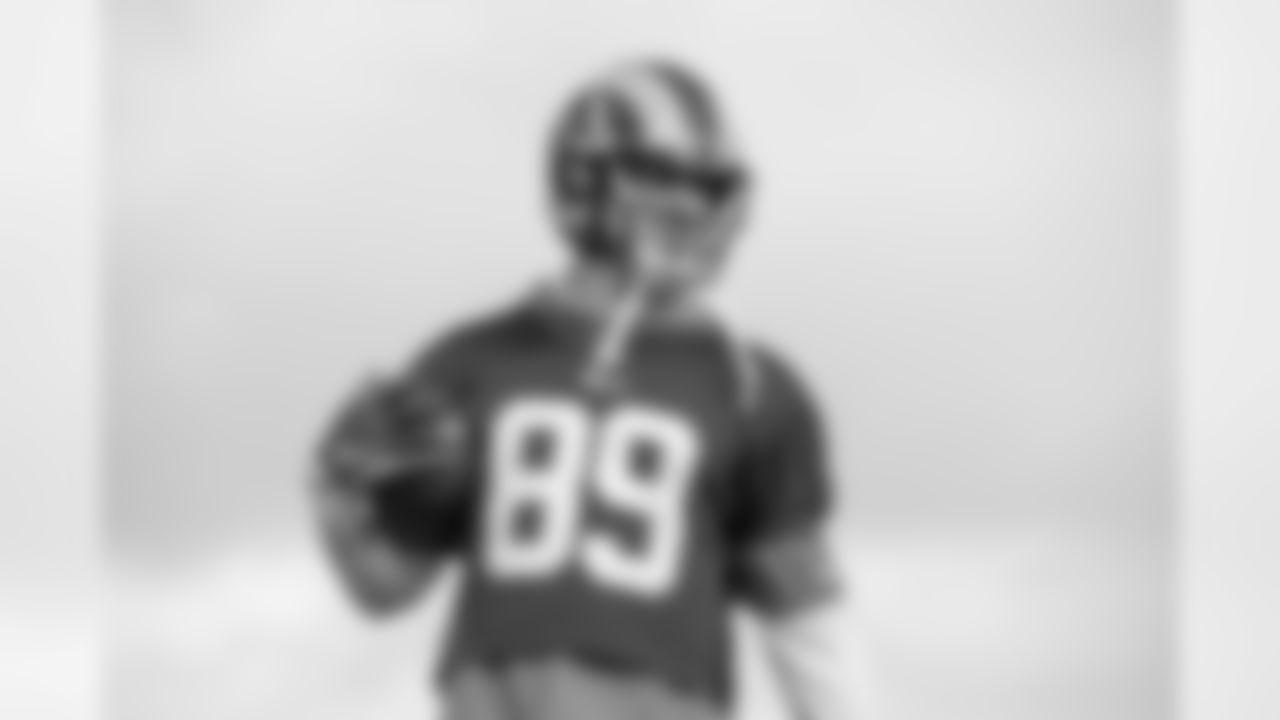 Tight end (89) Tyler Higbee of the Los Angeles Rams practices, Thursday, December 26, 2019, in Thousand Oaks, CA. (Jeff Lewis/Rams)