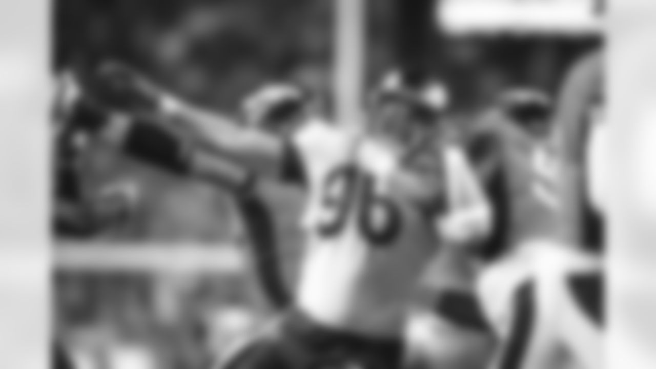 The Los Angeles Rams take on the Denver Broncos for the final preseason game of 2021.