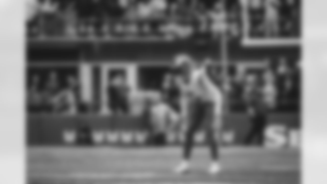 E_TOW18971