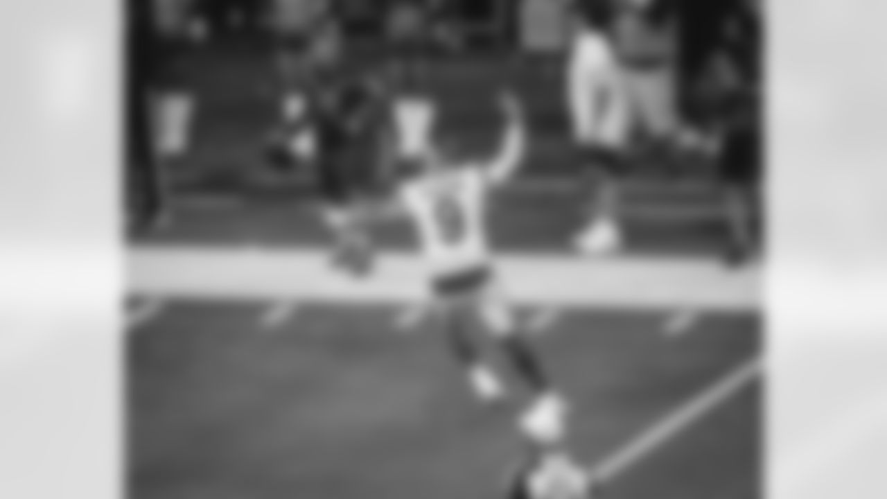 The Los Angeles Rams take on the Cincinnati Bengals in the Super Bowl of the 2021 NFL Playoffs.