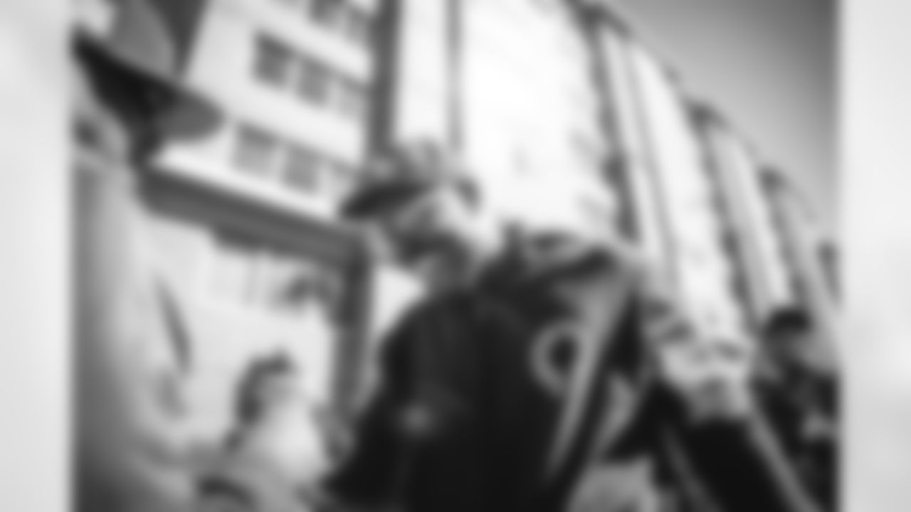 E_220216_RamsChampionshipParade_8439