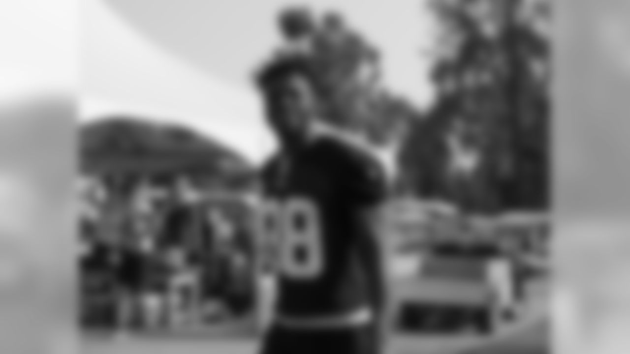 wide receiver MIKE THOMAS (88) Of The Los Angeles Rams, walking to greet fans after practice at training camp 2018 at University Of California Irvine in Irvine, CA on 08/11/2018 (rams/KameryonGreyBrown)
